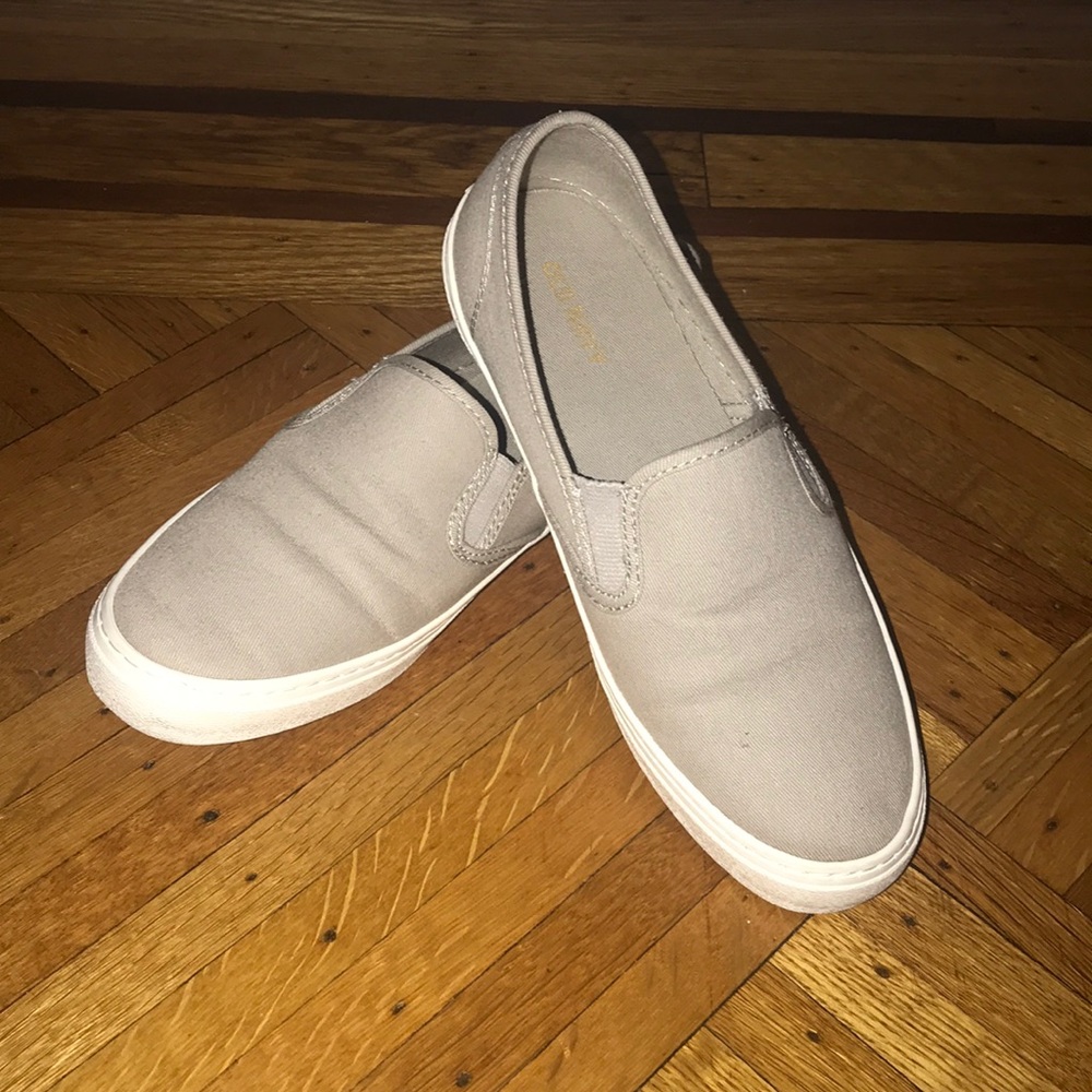 ❌SOLD❌Slip-on sneaker